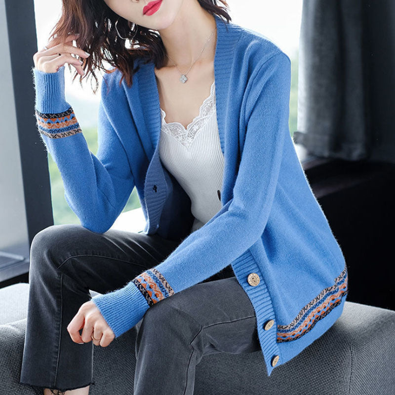 Cardigan Femme à Col V – Élégance & Confort au Quotidien