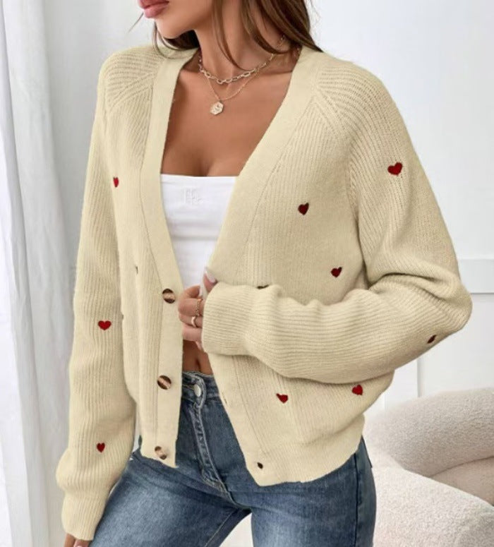 Cardigan à col en V pour femme,  Doux “Cœur à Prendre” – Élégance & Tendresse